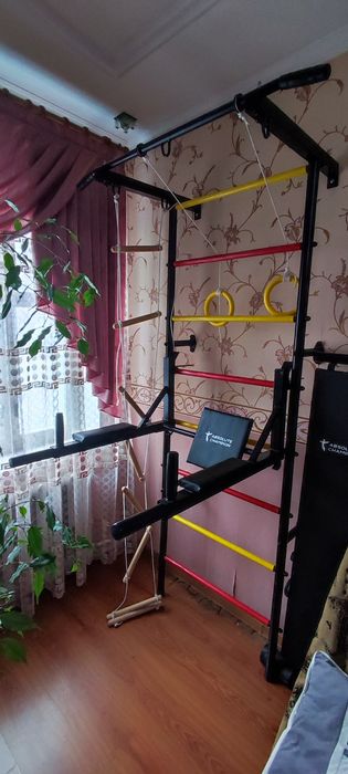 Детская шведская стенка.