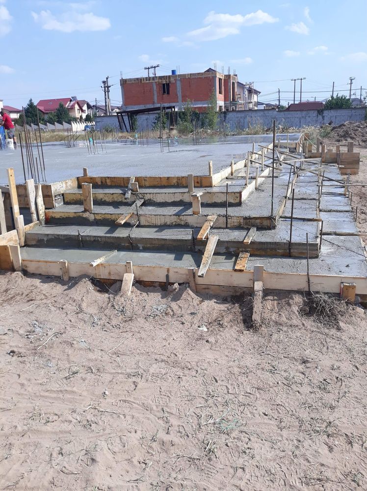 Firmă construcții case, renovari, consolidări, finisaje, etc