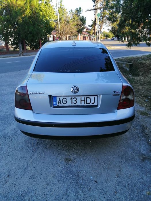 Vând Passat B5.5