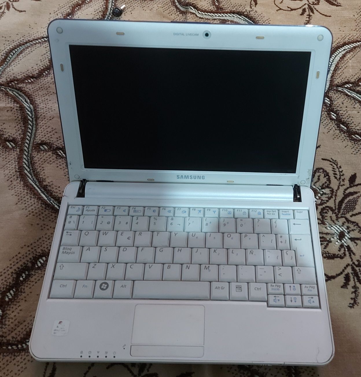 Laptop mic Samsung N130, Intel Atom N270, 1GB, 320 HDD