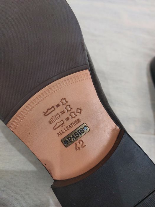 Murskoy tufli sotiladi.