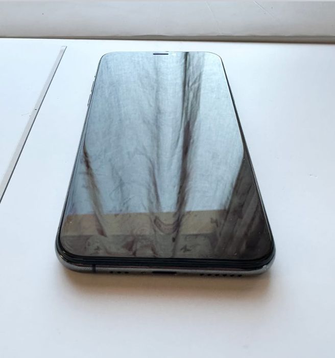 Vand iphone xs space grey impecabil