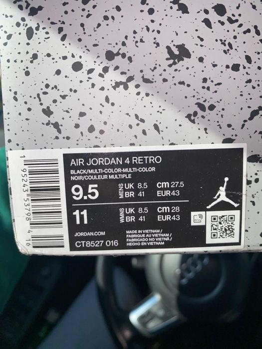 Jordan retro 4 thunder