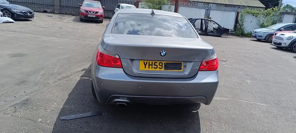 Dezmembrari / Dezmembrez BMW 520D (E60) N47D20O0 cutie de viteze GS6-37DZ cod culoare SPACEGRAU METALLIC (A52)
