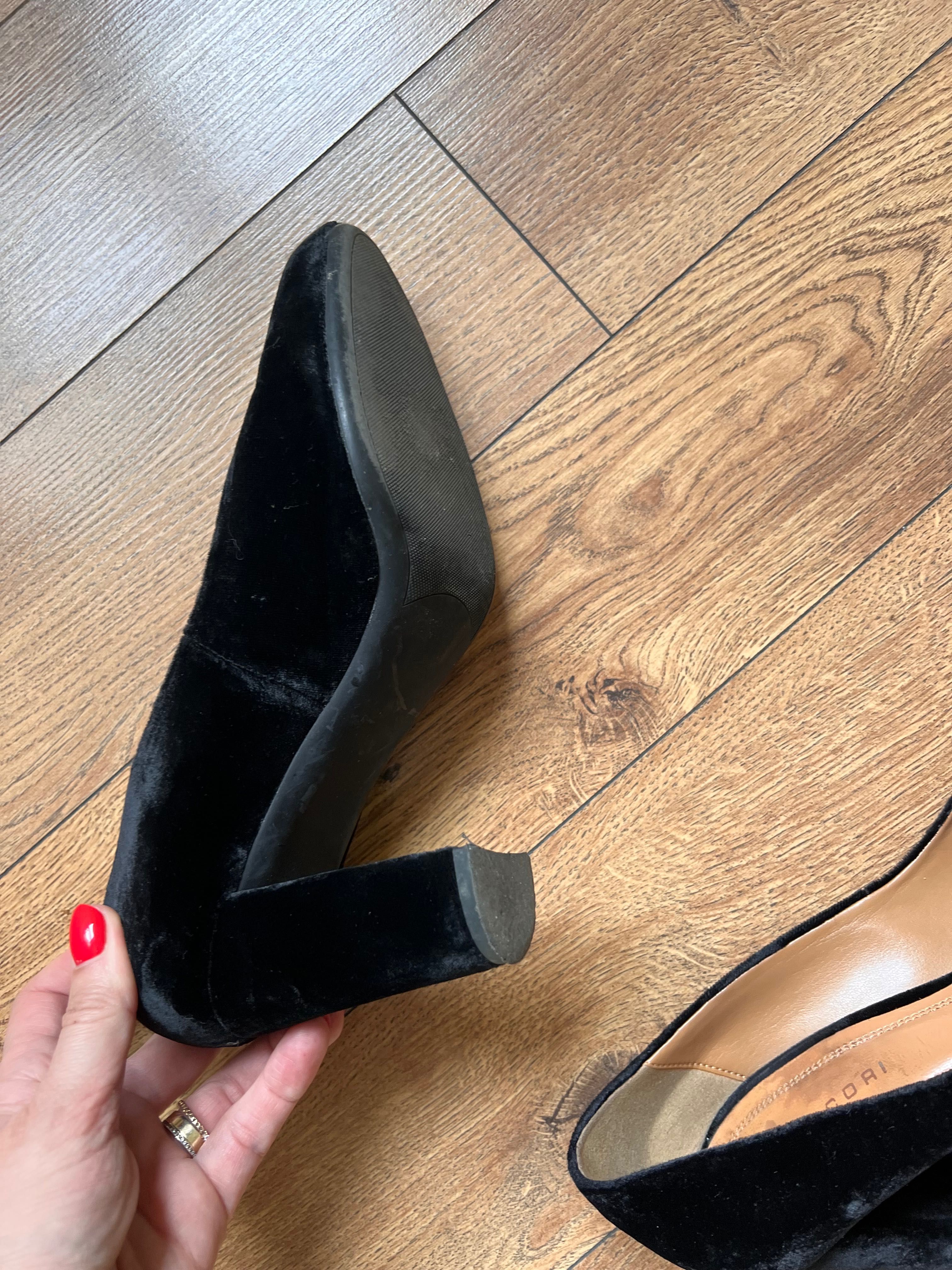 Pantofi catifea neagra Anna Cori