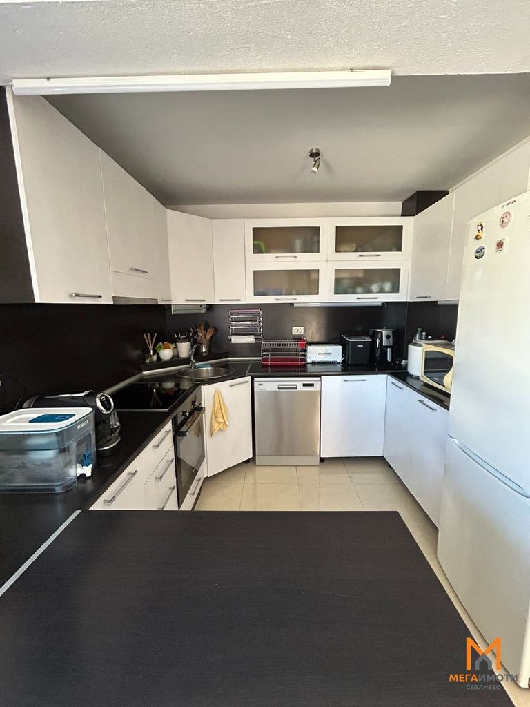Продава се Къща в Трявна - 285 кв.м за 790 €/кв.м - Снимка #15