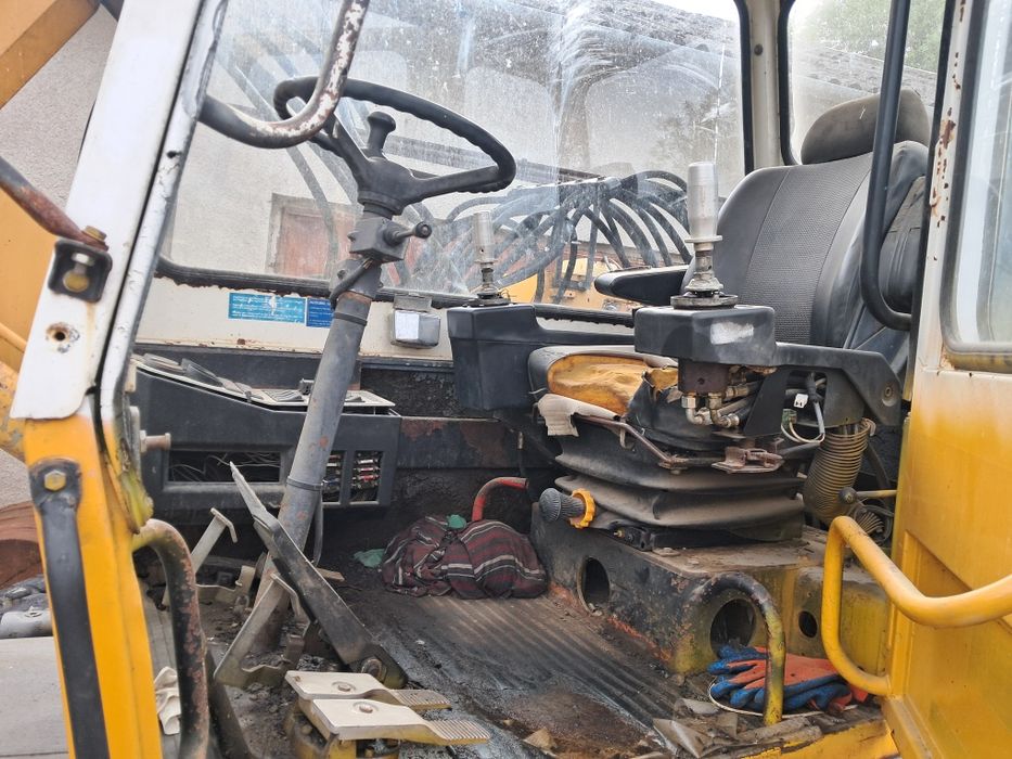 Excavator de vanzare 10 500 euro