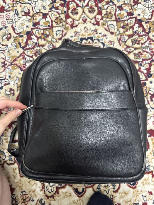 Сумка-рюкзак черный