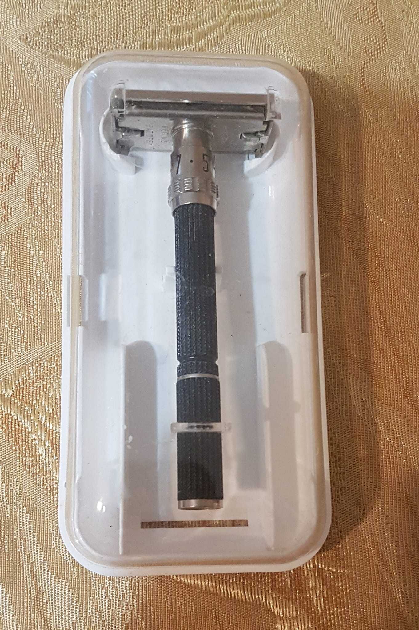 Продавам самобръсначка Gillette Super Adjustable 109