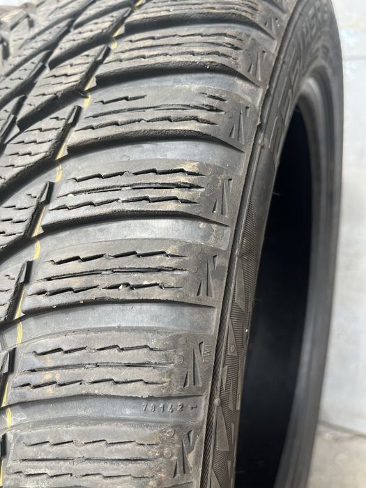 2 бр. зимни гуми 255/45/19 Nokian SUV DOT 5023 7 mm
