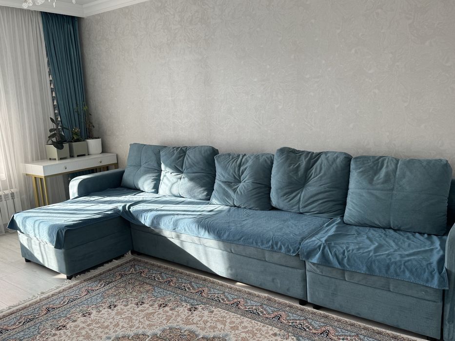 Угловой диван на продажу