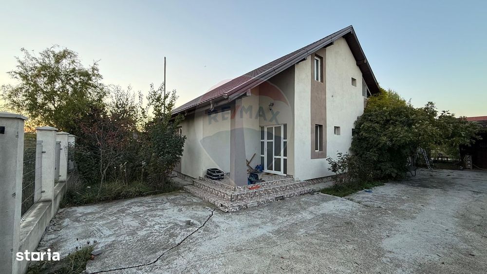 Casă / Vilă cu 5 camere