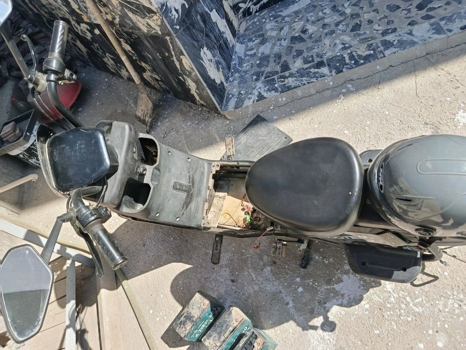 Skuter Sotiladi Bonvi