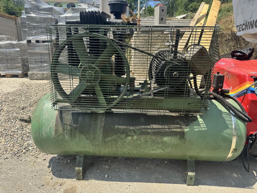 Компресор 500л Wally Milano