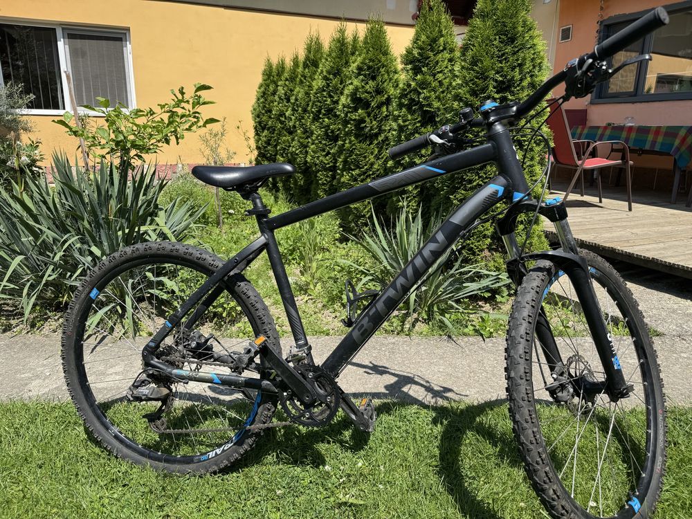 bicicleta, rucsac si scaun copil