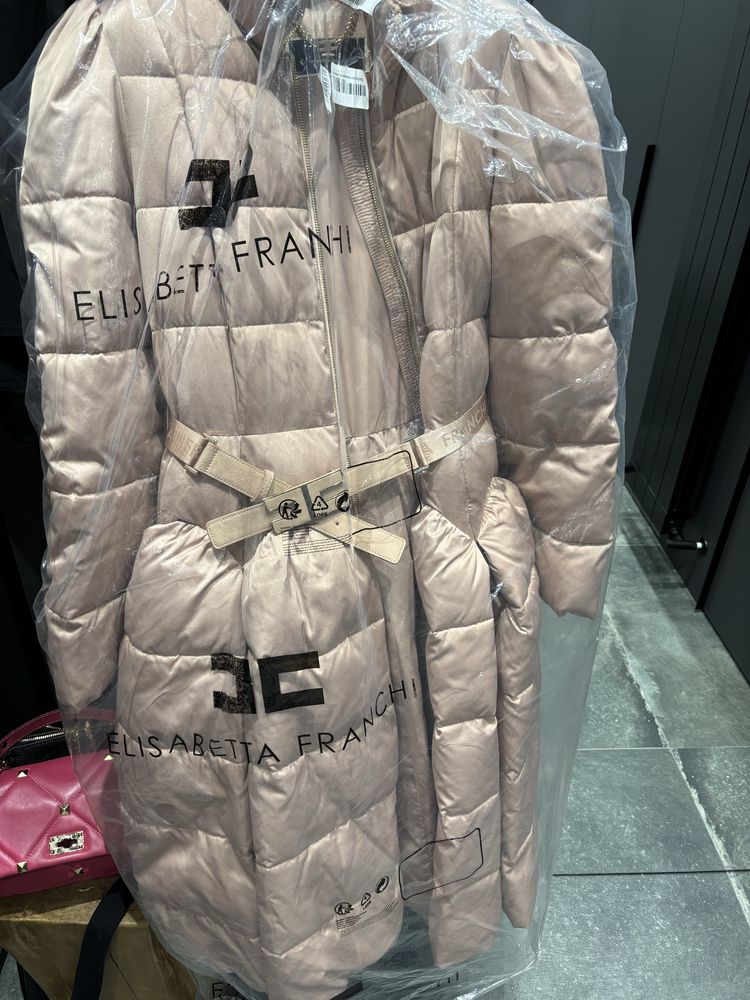 Яке - Elisabetta Franchi
