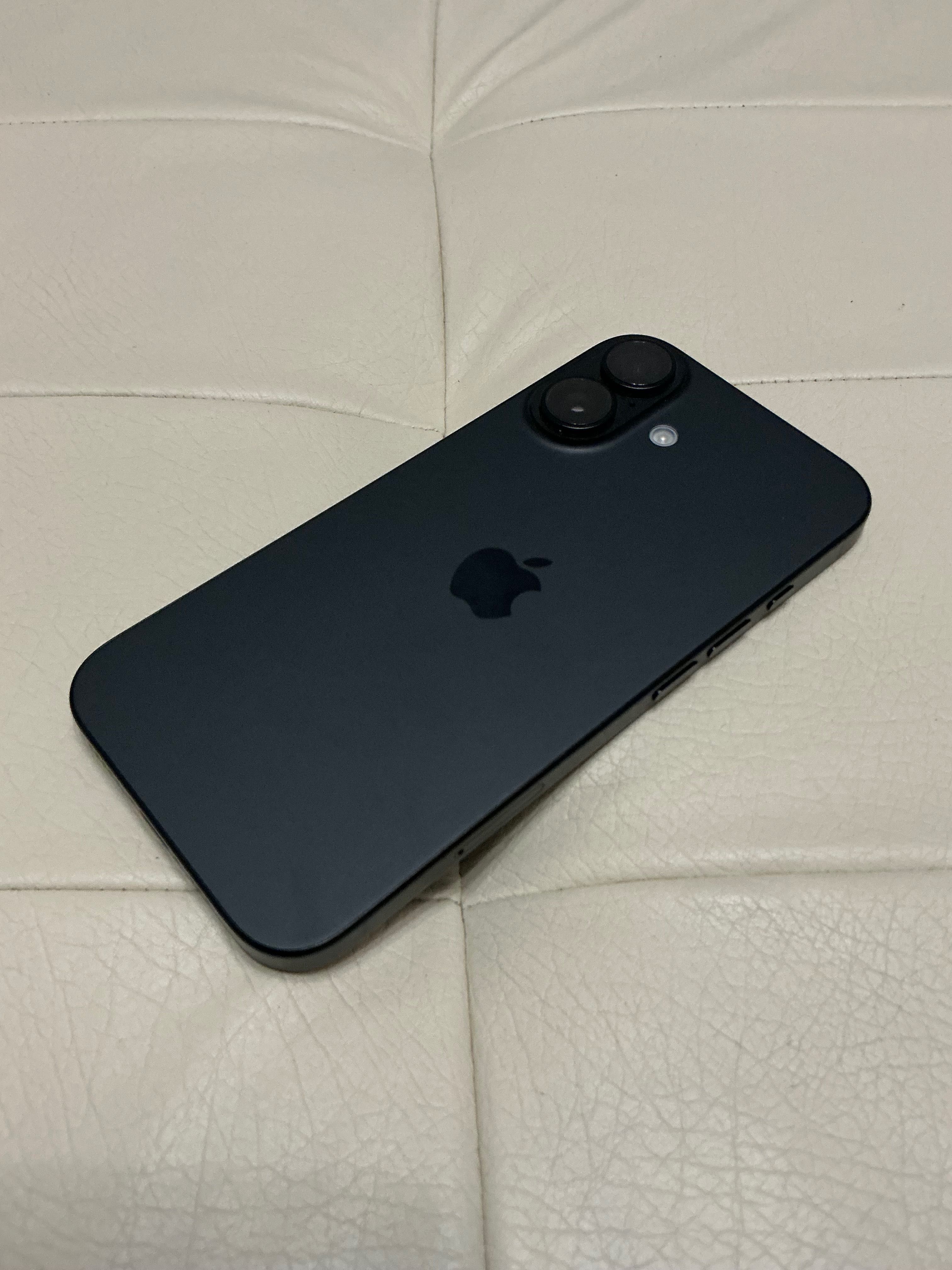 iPhone 16 128GB ( черен )