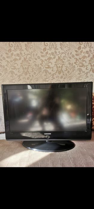 Продам телевизор не смарт.
