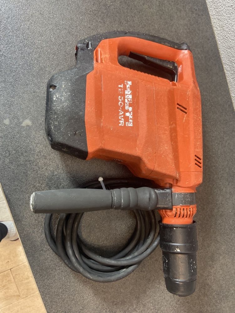 Hilti TE 50 AVR 2019 rotopercutor sds max gaurit instalatii centrale