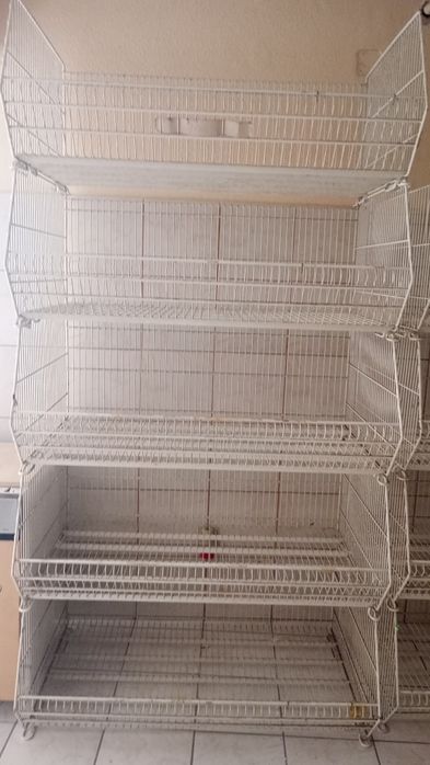 Rafturi pentru diverse