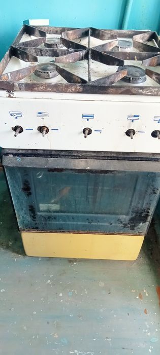 Gaz plita rossiyski yaxshi holati ishlidi kelishtirib beraman