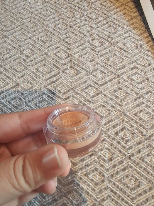 Nars eraser corrector