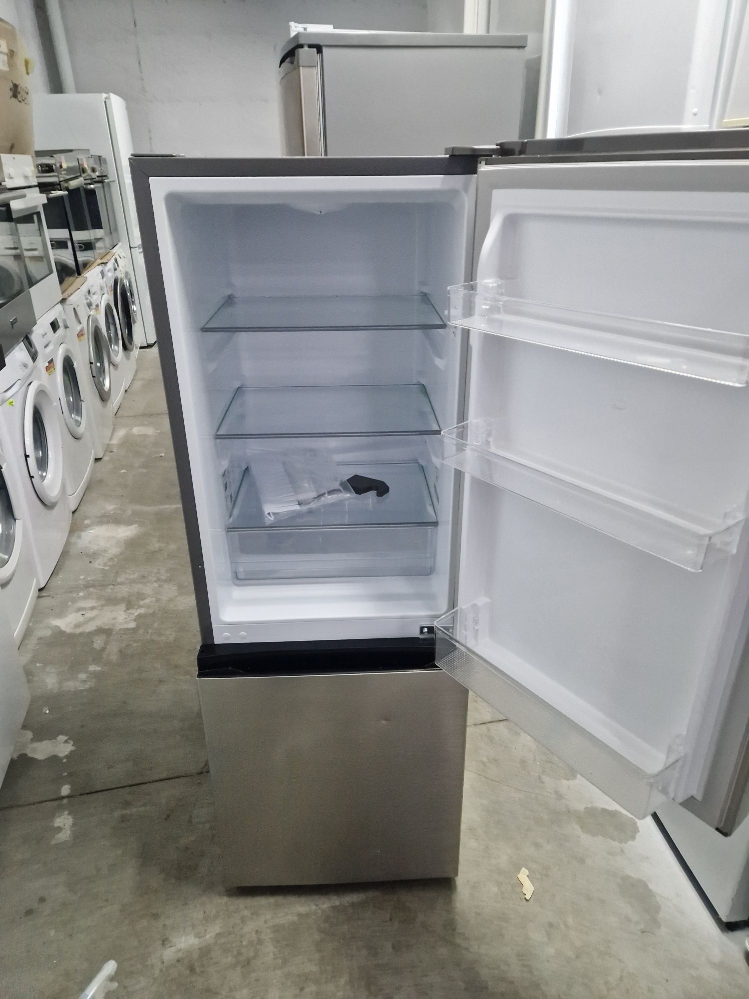 Хладилник с фризер Exguisit A++ НОВ