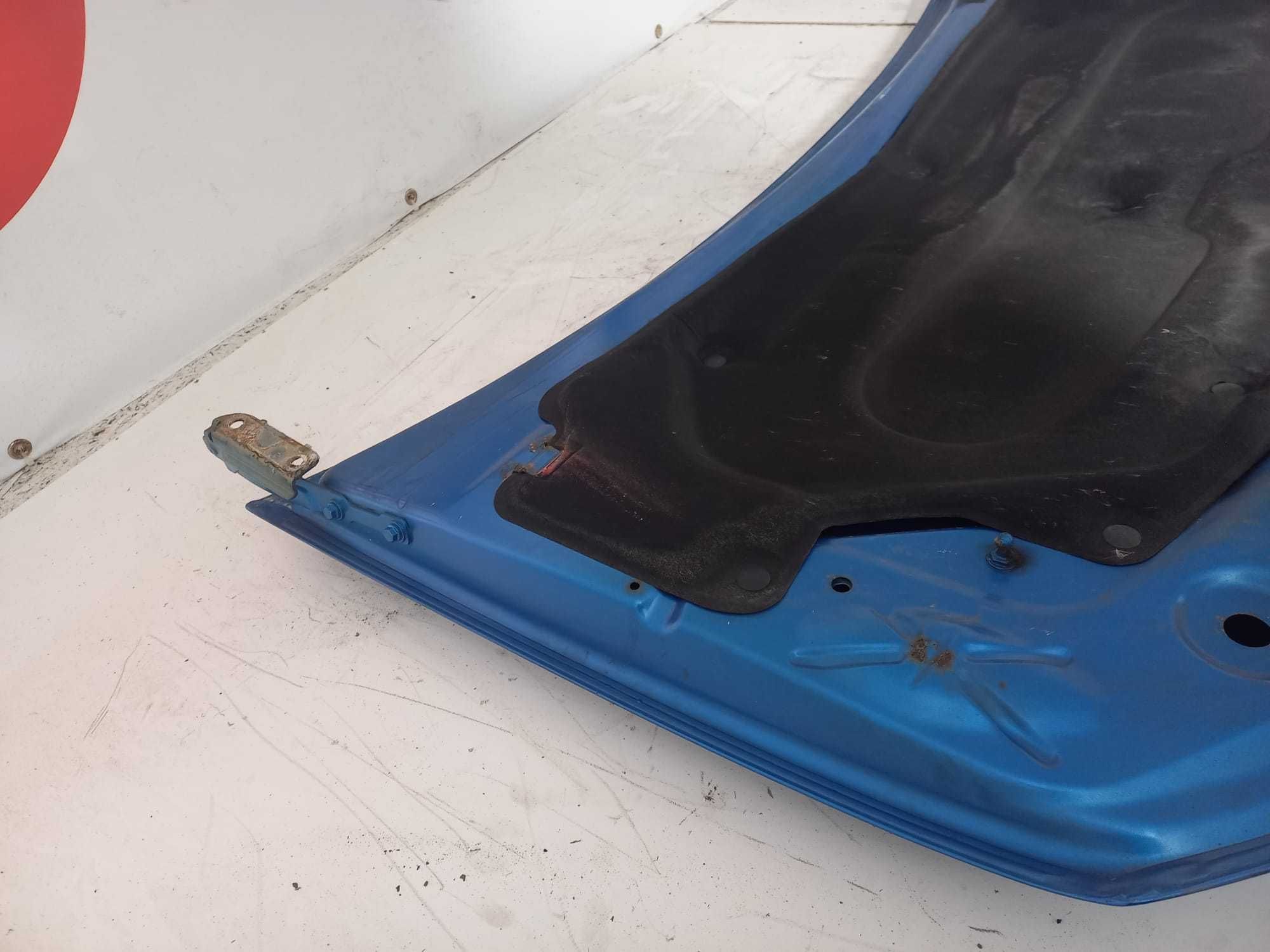 Capota Dacia Sandero Stepway 2013 cu defect