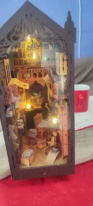 Книго разделител бук нук