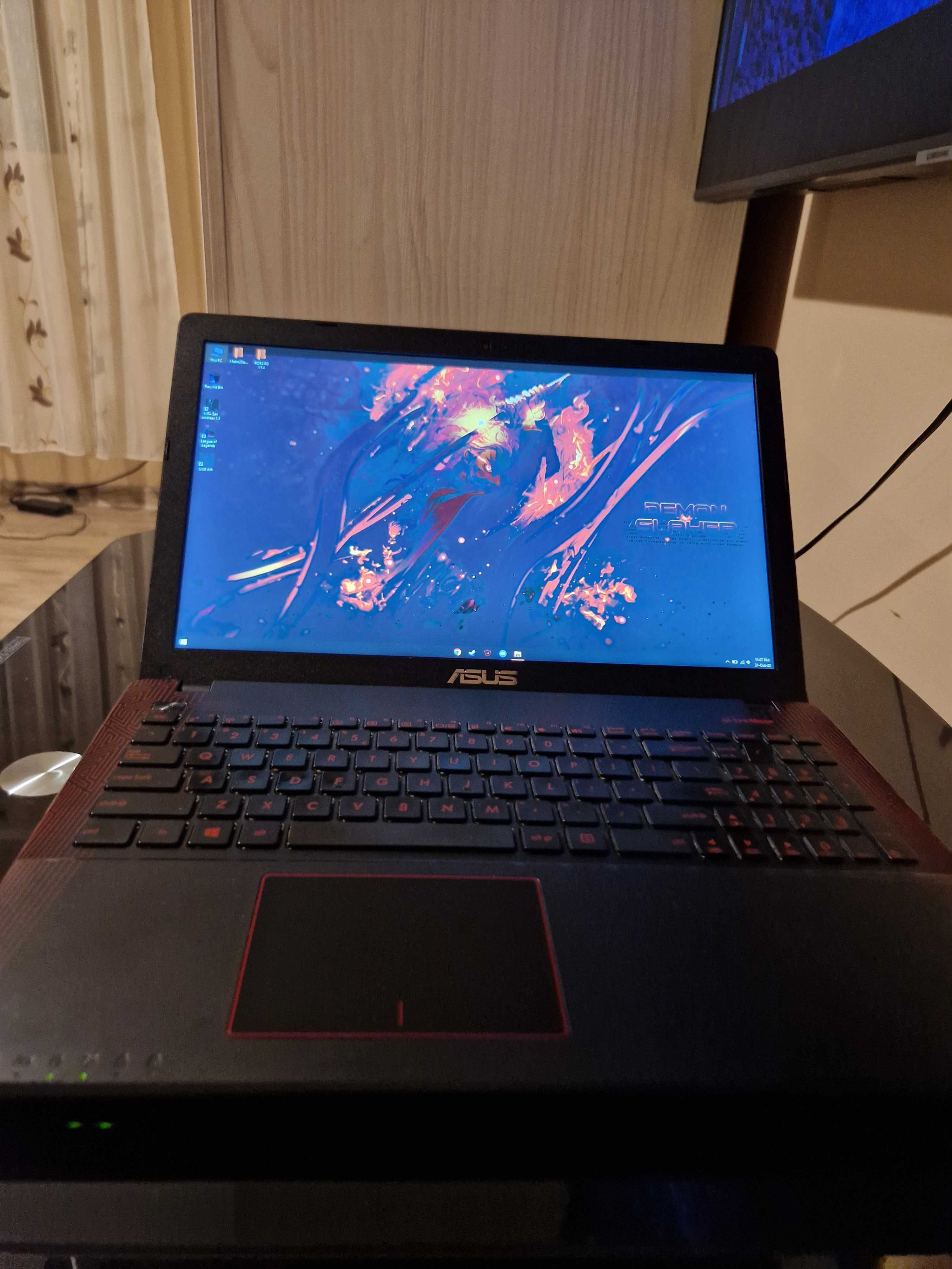 Vand laptop Asus Rog