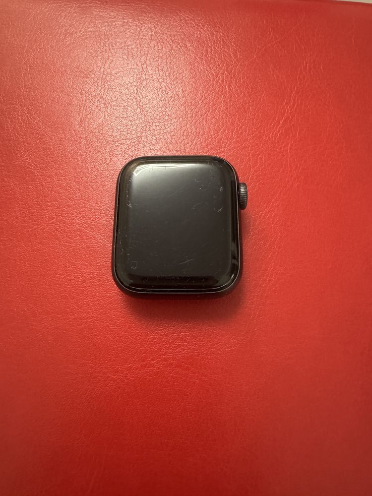 Vand Apple Watch Series 6 Black, 40MM