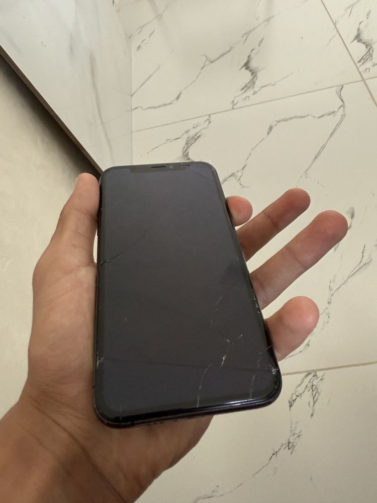 продам айфрн XS 64