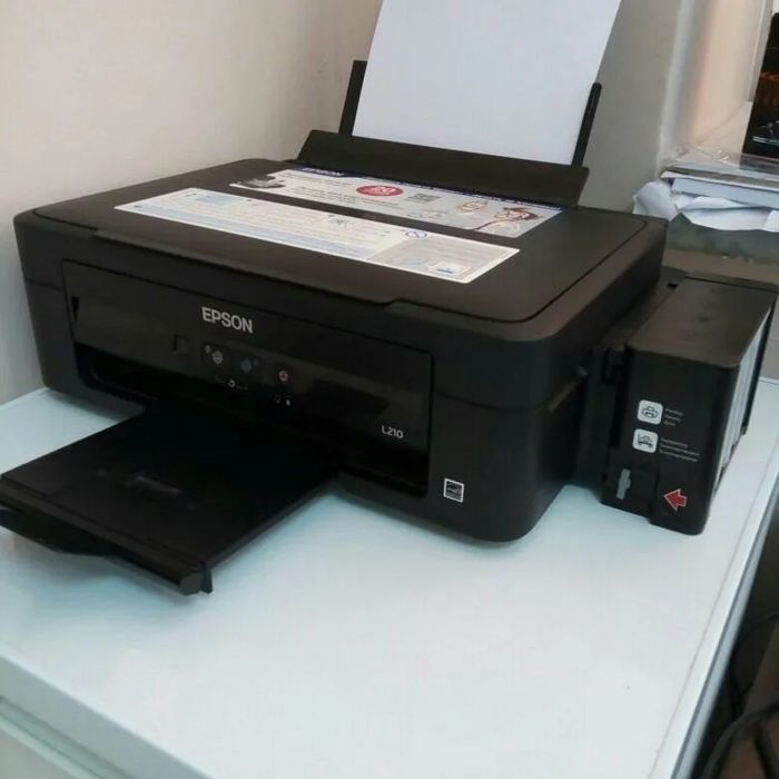 Принтер Epson l210 3 в1 сканер