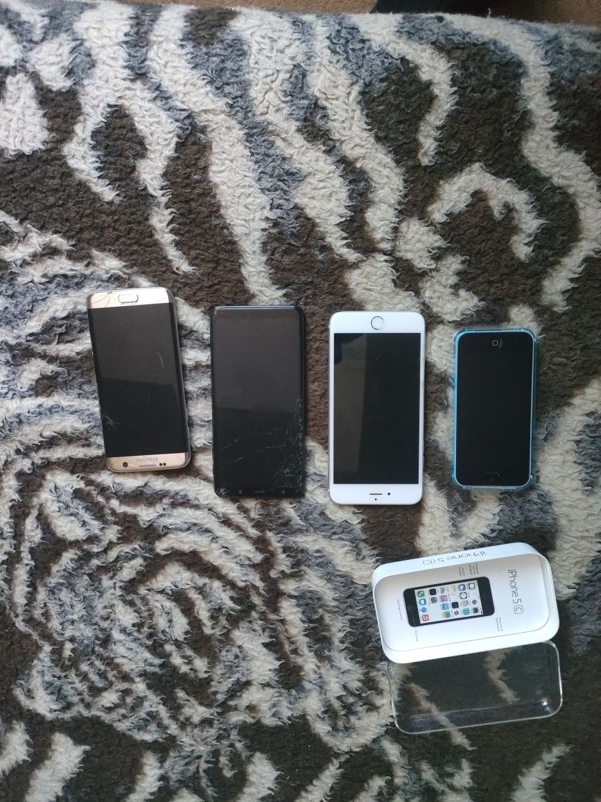 Telefoane pt piese