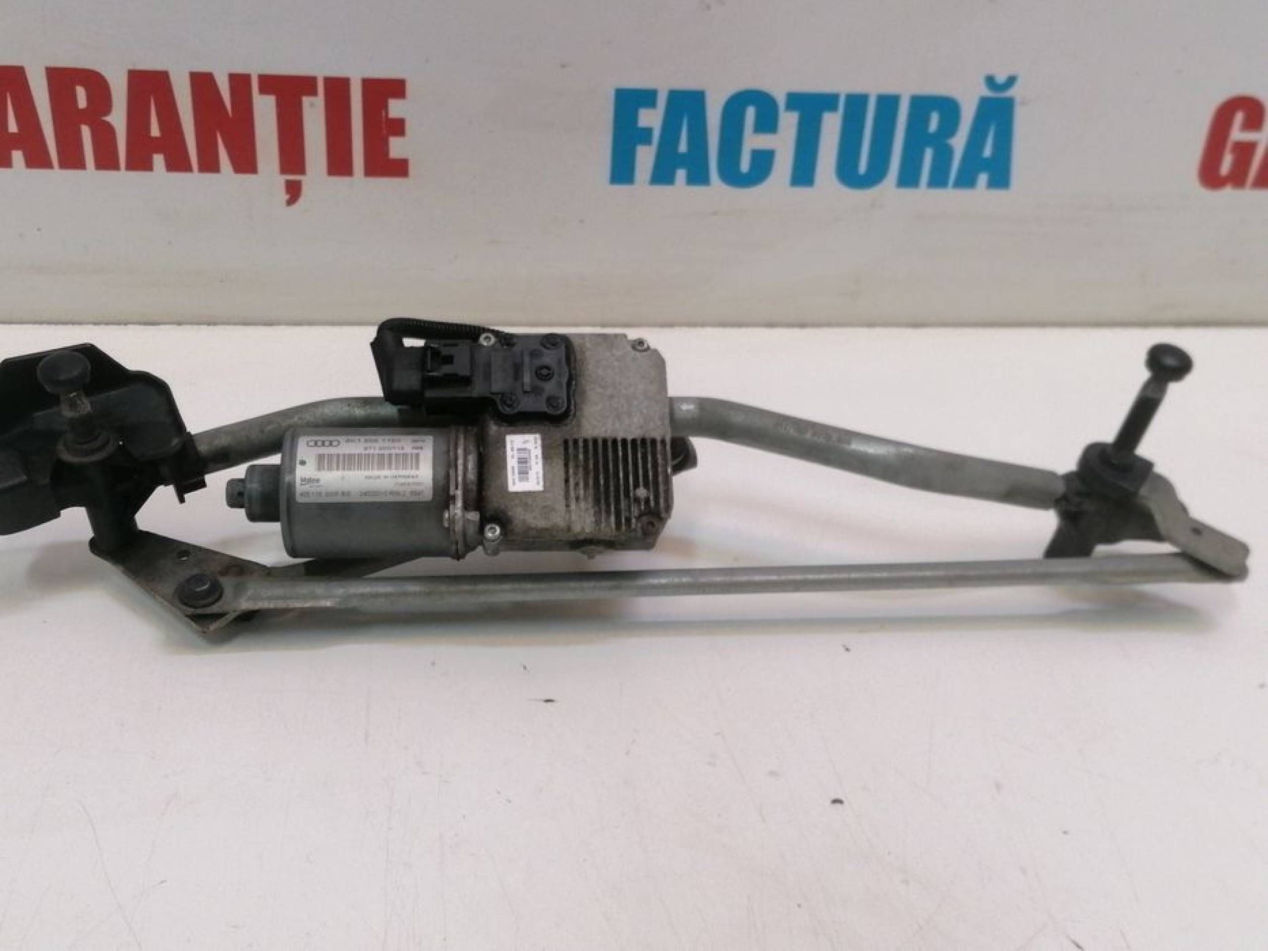 Ansamblu Brat stergator stanga dreapta motoraș pârghii ghidaje A4 B8