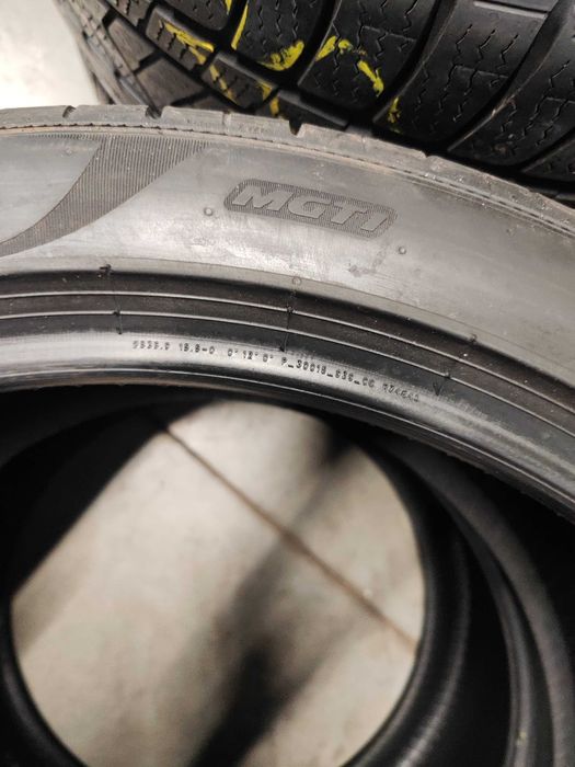 4бр.летни гуми 295/35/21-265/40/21 Pirelli спорт пакет