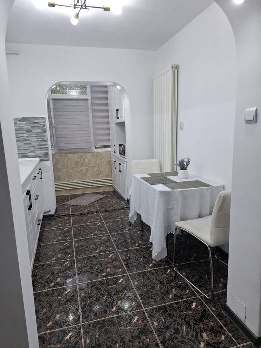 Închiriez apartament 2 camere zona Inel 1