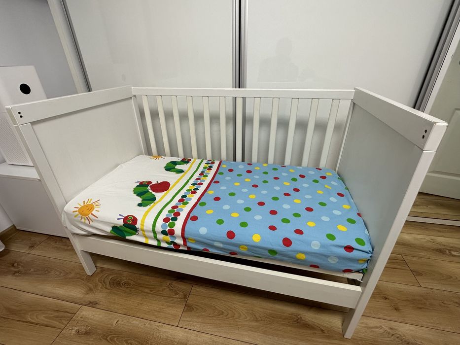 Vand patut Sundvik ikea + saltea+ bara Nattapa+ aparatori patut