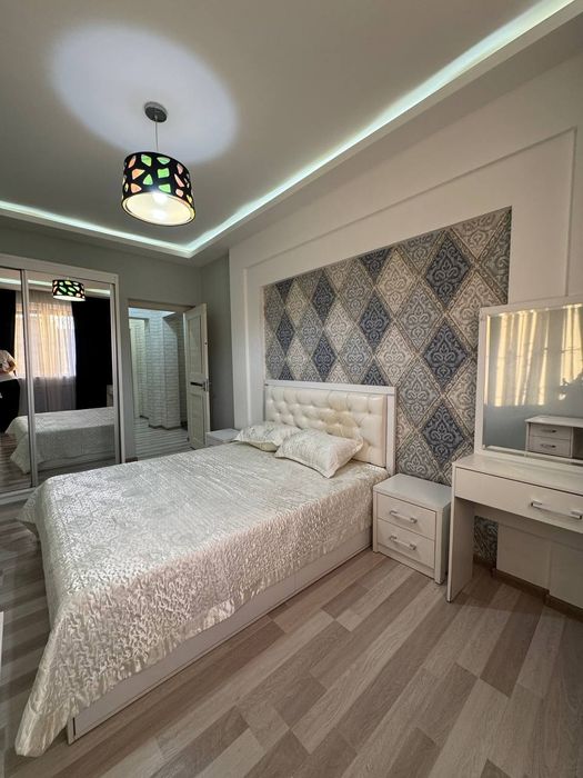 Сдается 2в3 ком квартира на метро Ойбек, ор-р: Angels Food, 65 м²