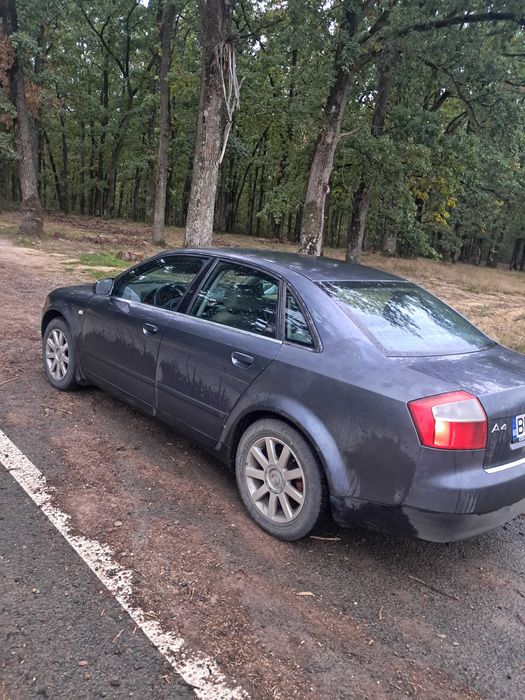 Vand sau schimb audi a4 b6 in stare buna