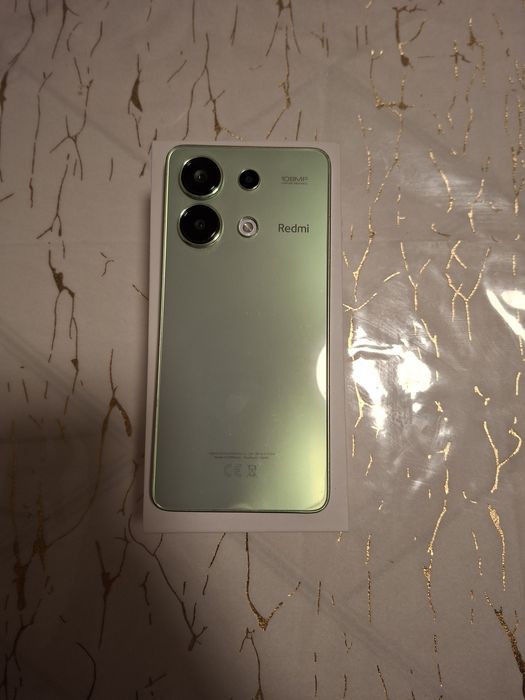Redmi note 13 8+4/256