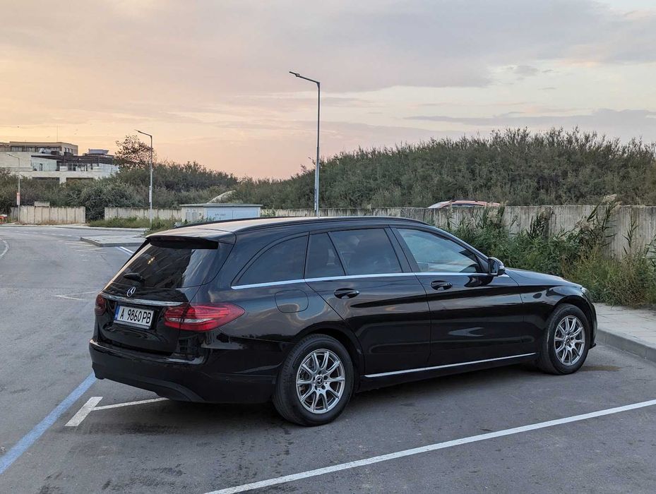 Mercedes-Benz 180D Distronic+, камера
