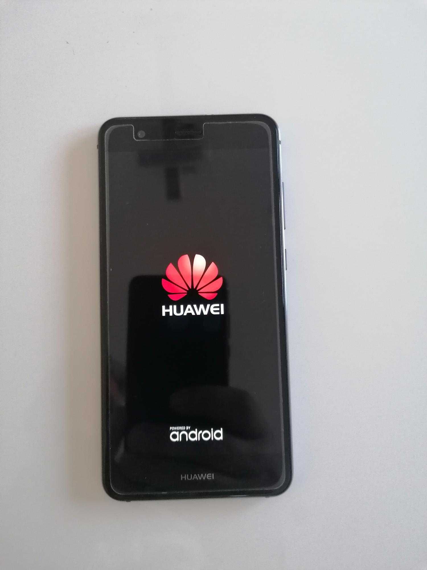 Смартфон Huawei P10 lite