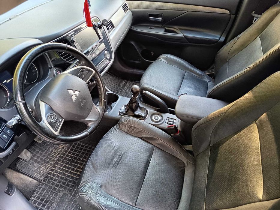 Vand Mitsubishi Outlander III