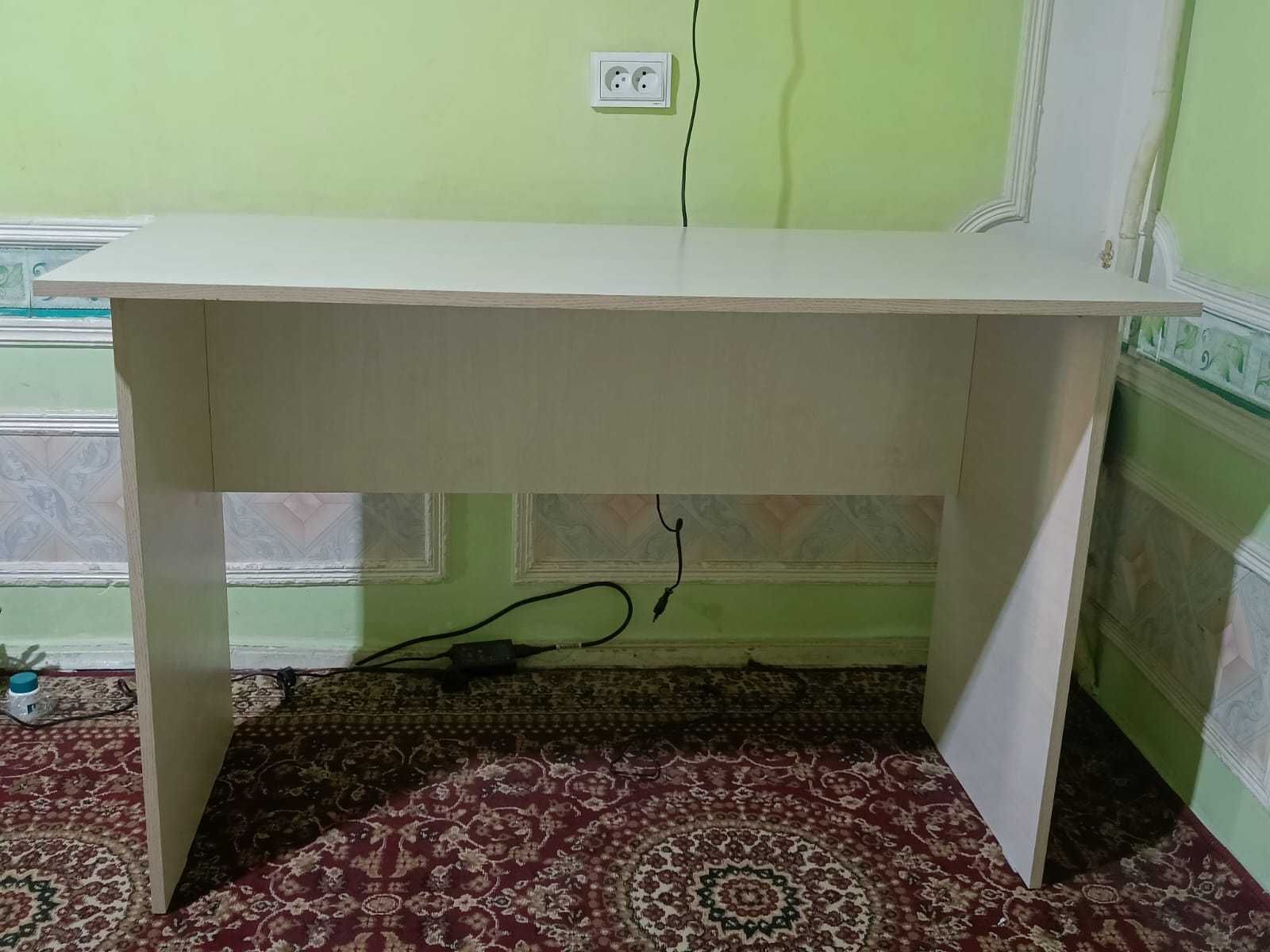 "Best Quality Table and Chair Set -Hardly Used, Looks Like New!"