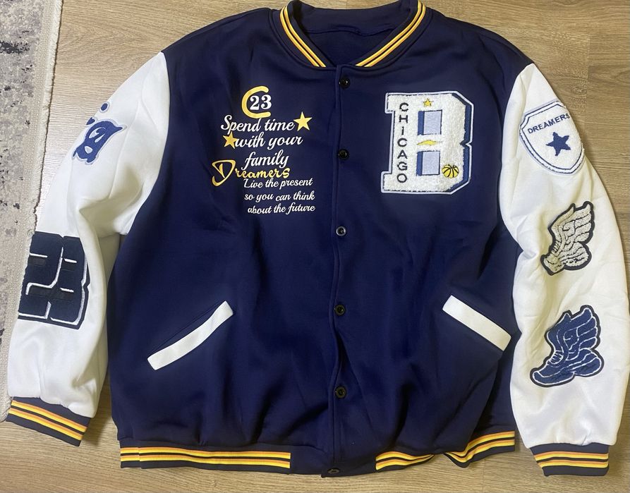 Яке бомбър cropp дънки chicago