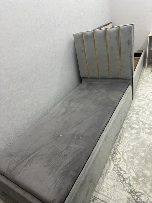 Продам кровать размер 190/90