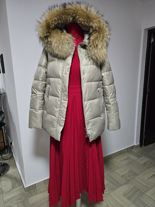 Geaca cu blana naturala de vulpe, interior puf de gasca