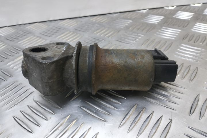 Supapa EGR  036131503M Volkswagen VW Golf a 4-a generatie