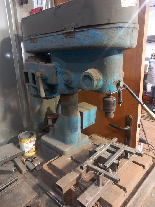 Бормашина настолна!